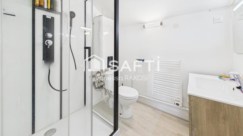 Maison - 265 m² - 8 pièces