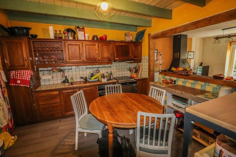 Maison - 121 m² - 6 pièces