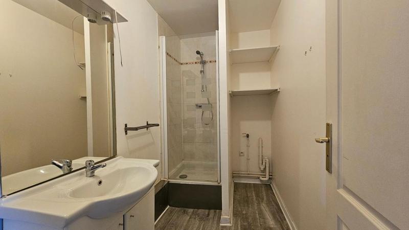 Immeuble - 214 m² - 7 pièces