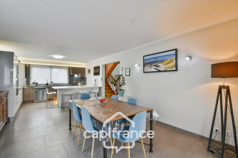 Maison - 187 m² - 7 pièces