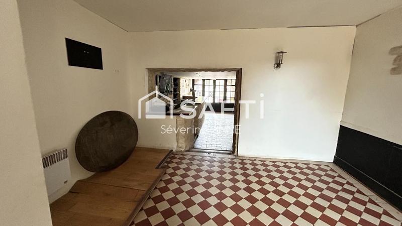 Local commercial - 161 m² - 7 pièces