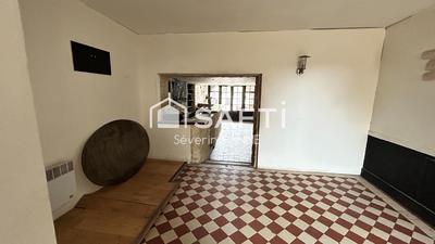 Local commercial - 161 m² - 7 pièces