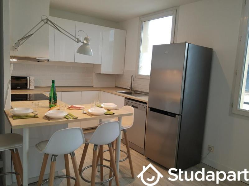 Chambre - 9 m² - 1 pièce