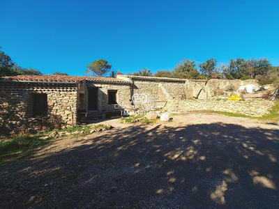 Mas - 99 m² - 3 pièces