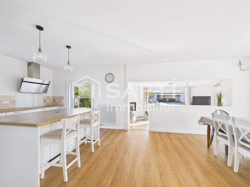 Maison - 146 m² - 7 pièces