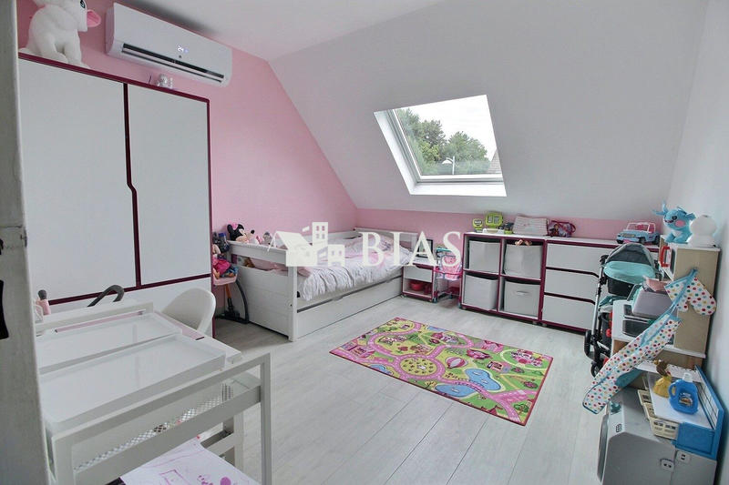 Maison - 88 m² - 4 pièces