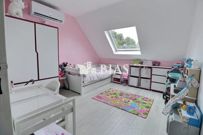 Maison - 88 m² - 4 pièces