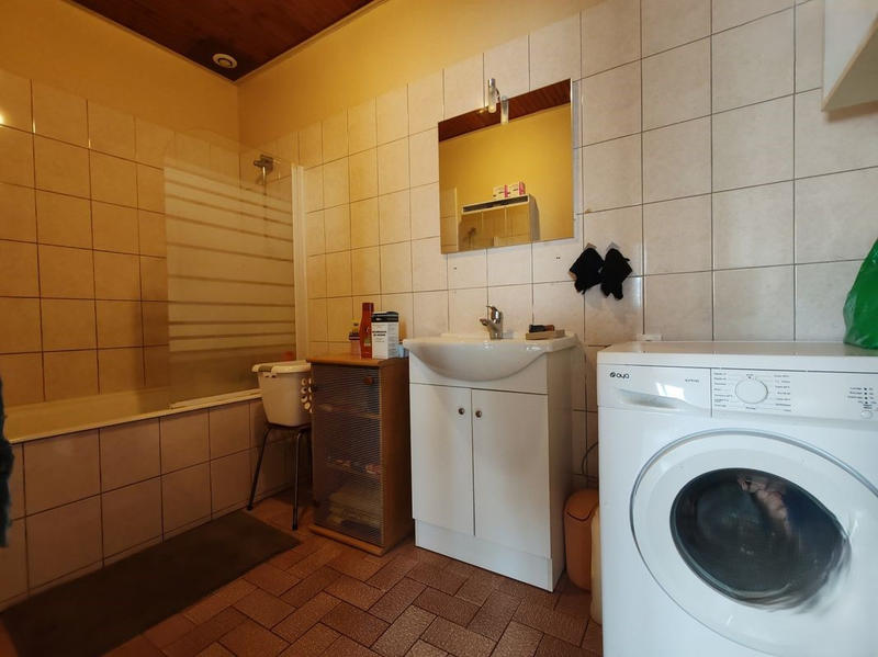 Maison - 137 m² - 6 pièces