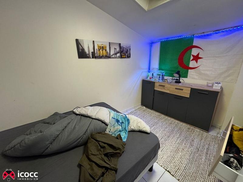 Immeuble - 160 m² - 11 pièces