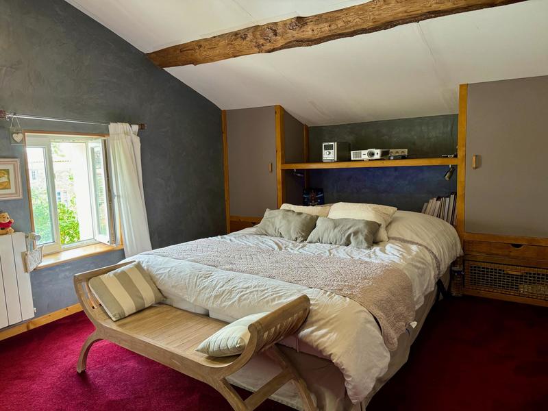 Maison - 245 m² - 8 pièces