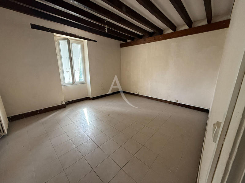 Immeuble - 9 pièces