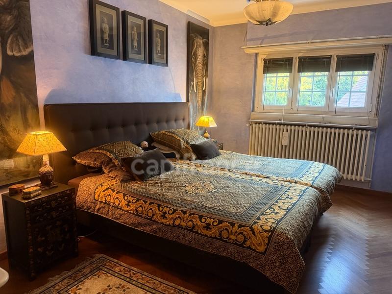 Maison - 180 m² - 6 pièces