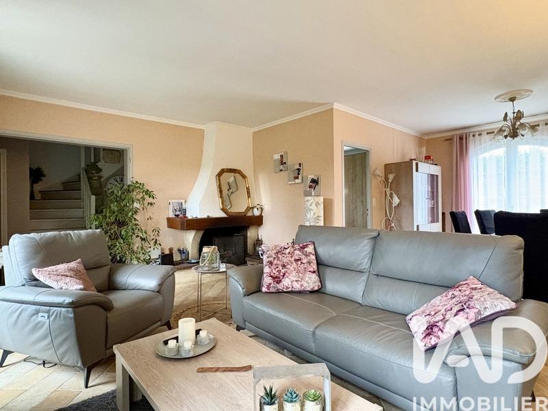 Maison - 140 m² - 9 pièces