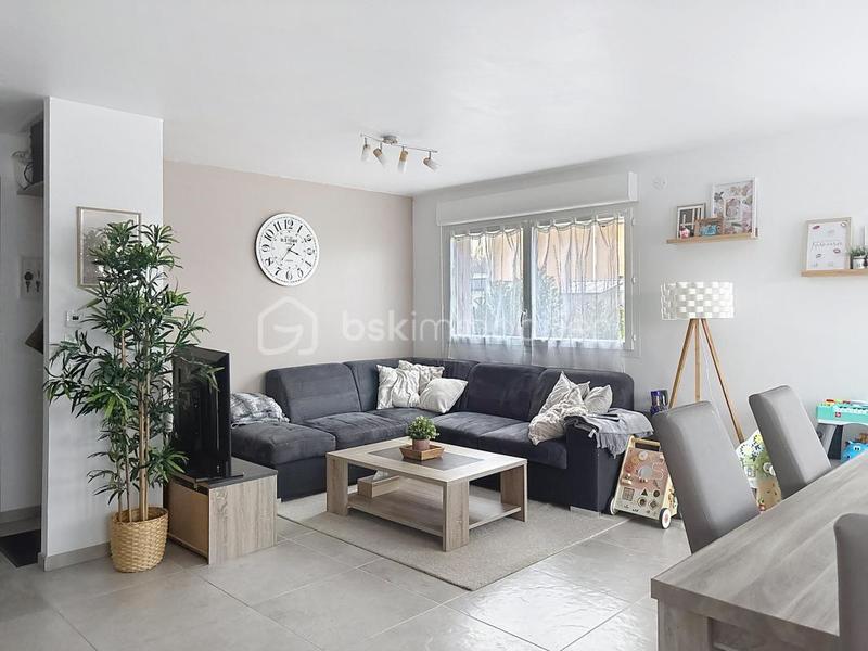 Appartement - 81 m² - 5 pièces