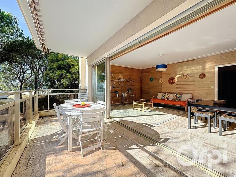 Appartement - 81 m² - 3 pièces