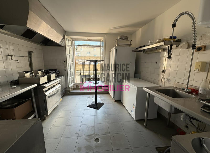 Fonds de commerce - Local commercial - 80 m²