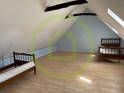 Maison - 104 m² - 5 pièces