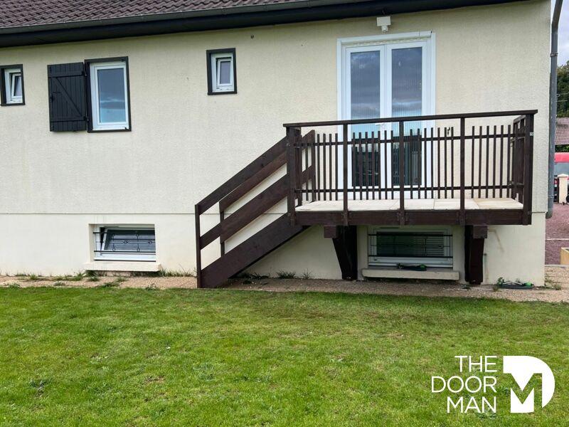 Maison - 121 m² - 5 pièces