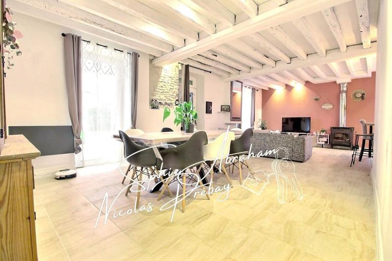 Maison - 90 m² - 3 pièces