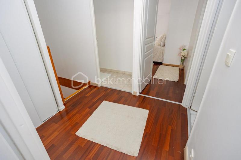 Maison - 86 m² - 4 pièces