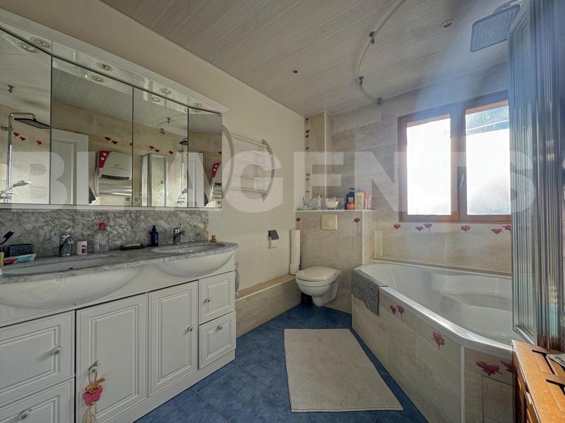 Maison - 157 m² - 6 pièces