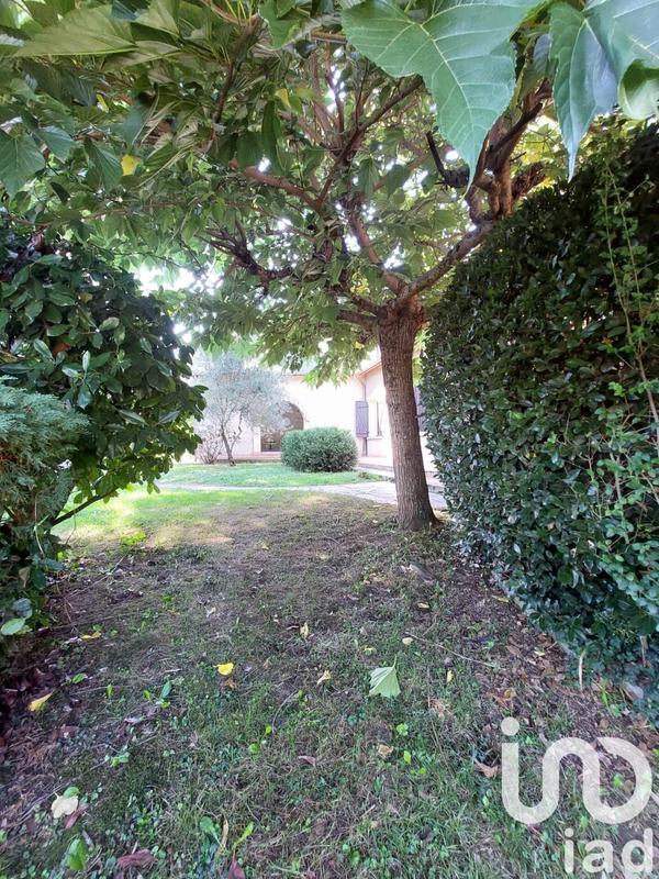 Maison - 389 m² - 10 pièces