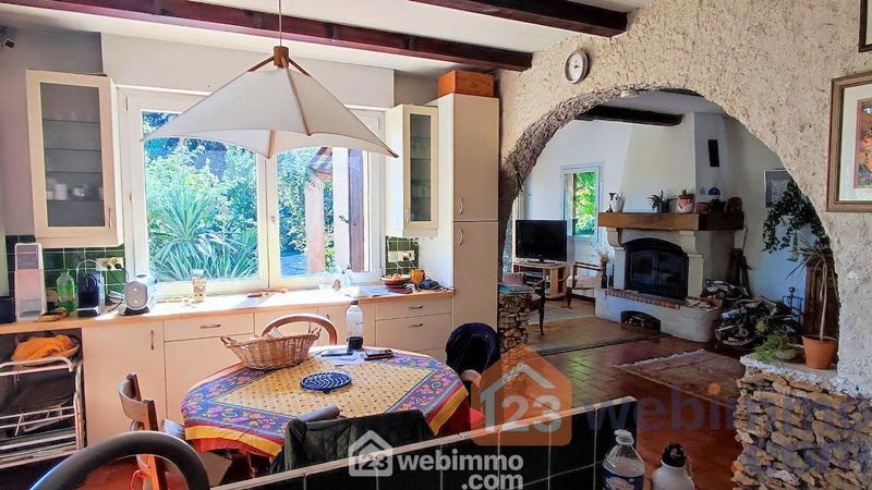 Villa - 180 m² - 6 pièces