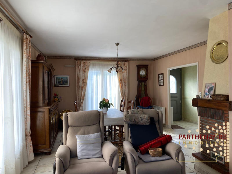 Maison - 97 m² - 5 pièces