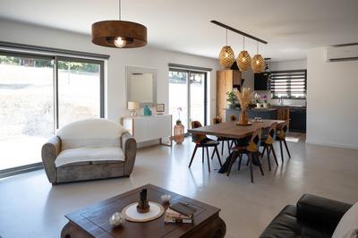 Maison - 195 m² - 7 pièces