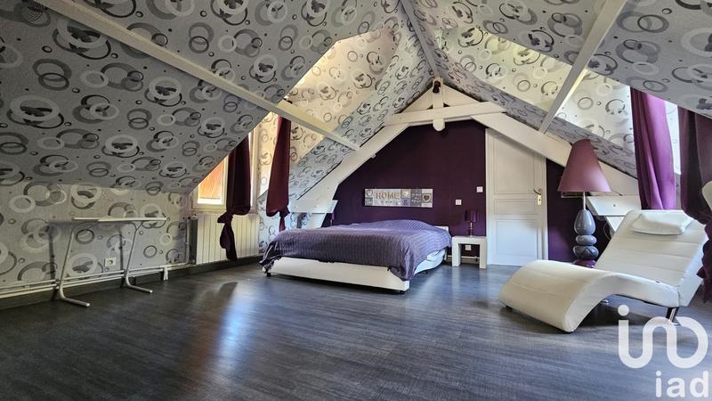 Maison - 226 m² - 7 pièces