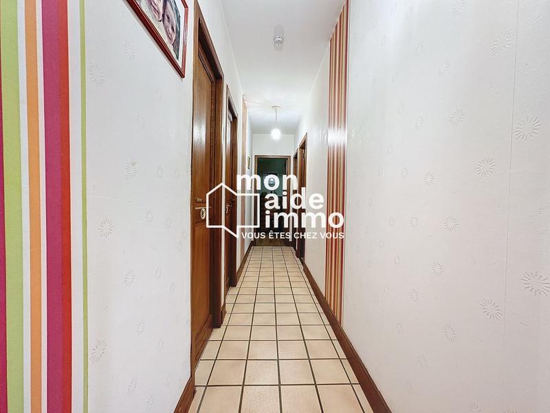 Maison - 116 m² - 10 pièces