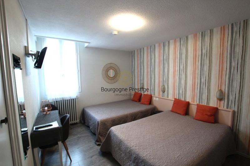 Immeuble - 365 m² - 13 pièces