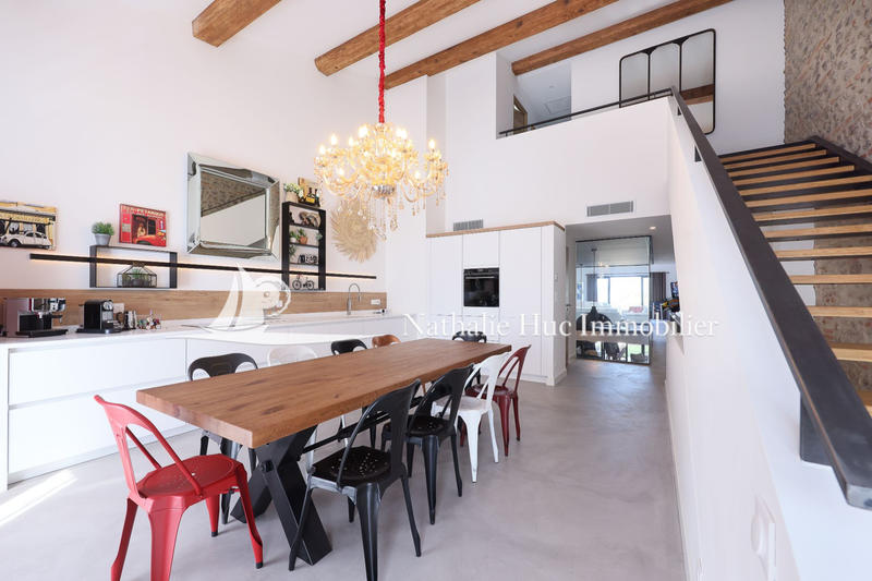 Maison - 263 m² - 5 pièces