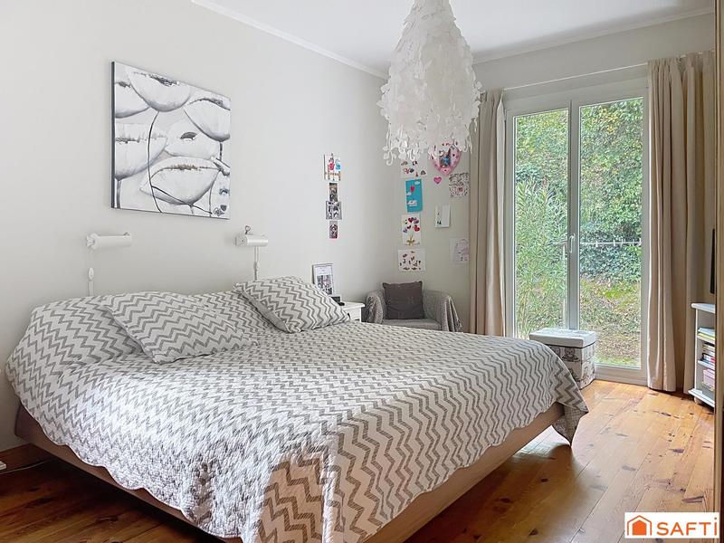 Maison - 167 m² - 7 pièces