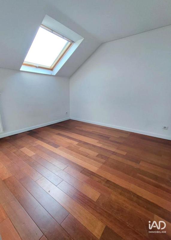 Maison - 145 m² - 6 pièces