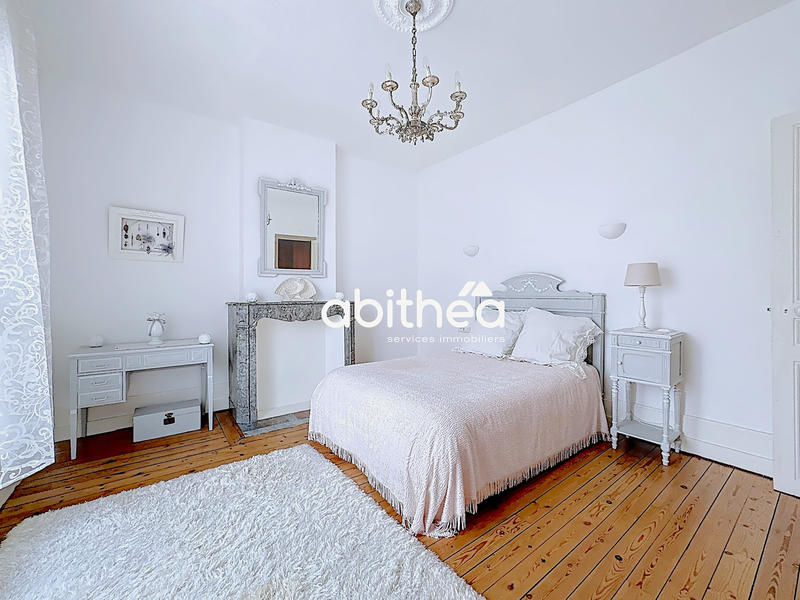 Maison - 186 m² - 6 pièces