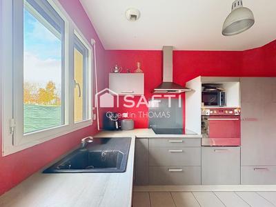 Maison - 93 m² - 6 pièces