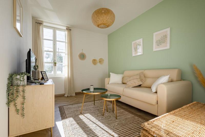 Immeuble - 110 m² - 6 pièces