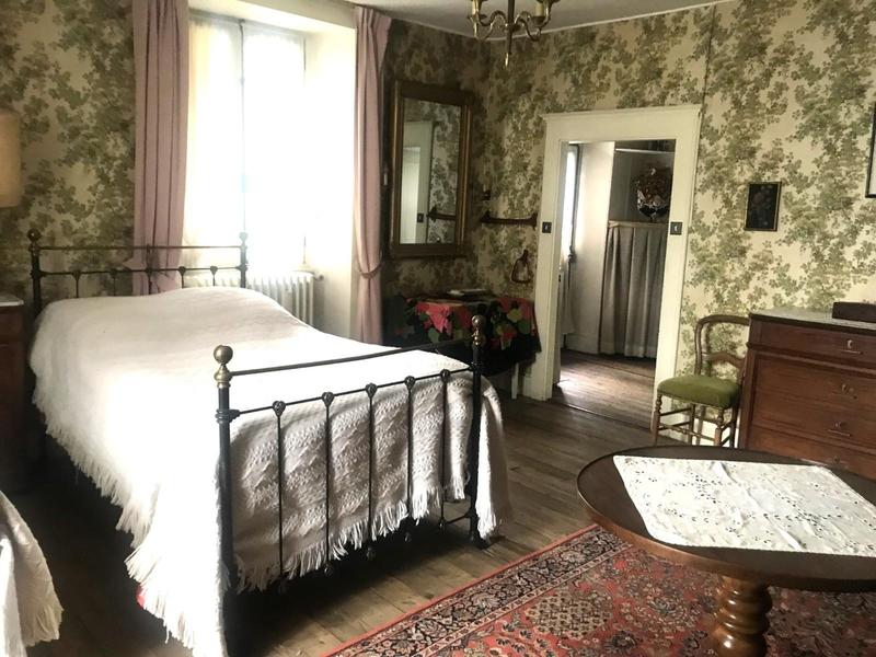 Maison - 216 m² - 6 pièces