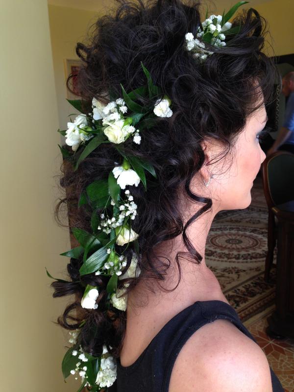 Hair and make up style