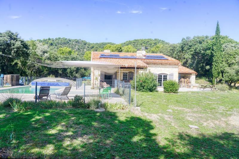 Mas - 220 m² - 5 pièces