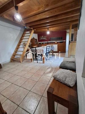 Maison - 173 m² - 8 pièces