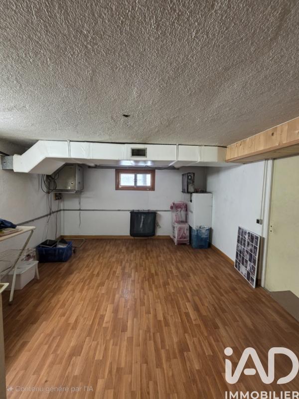 Maison - 307 m² - 7 pièces