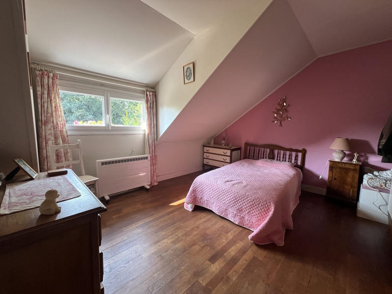 Maison - 212 m² - 7 pièces