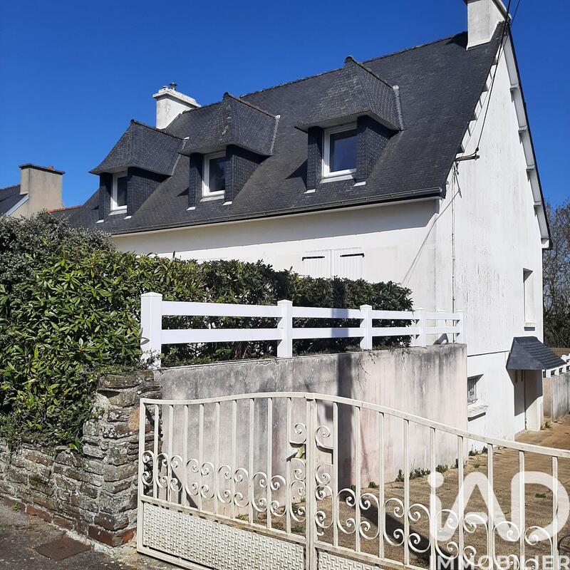 Maison - 141 m² - 6 pièces