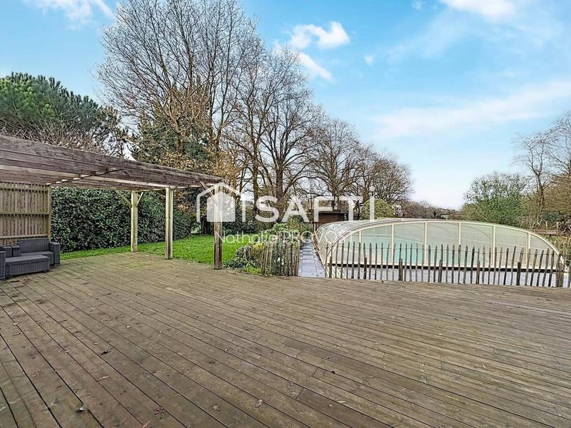 Maison - 151 m² - 7 pièces