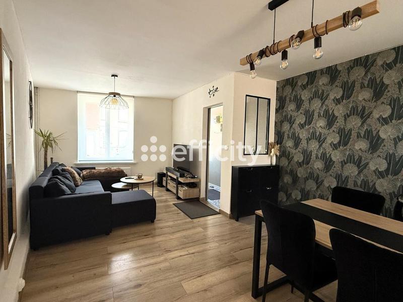 Maison - 97 m² - 4 pièces