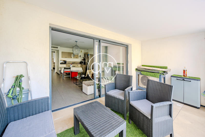 Appartement - 64 m² - 3 pièces