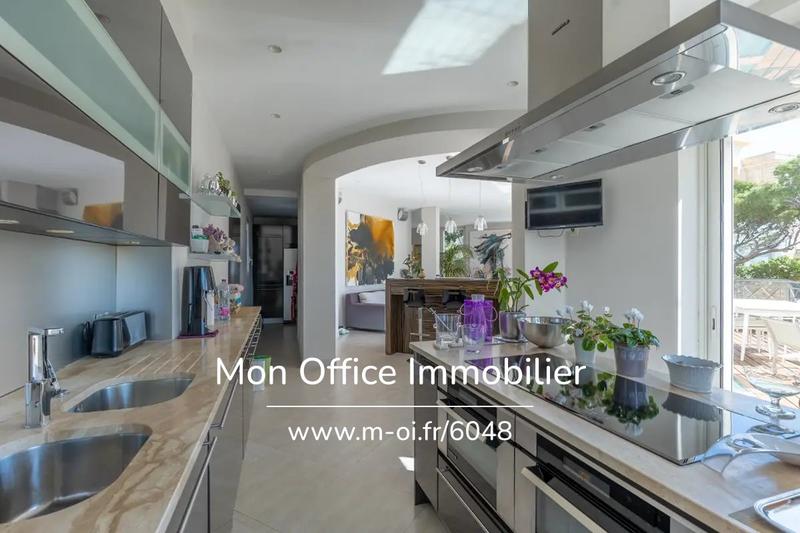 Maison bourgeoise - 401 m² - 8 pièces