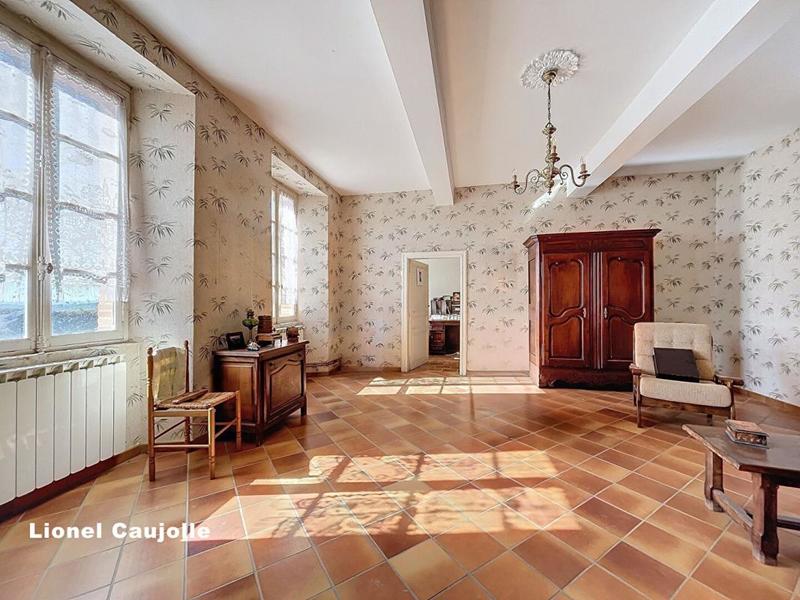 Propriété - 295 m² - 8 pièces